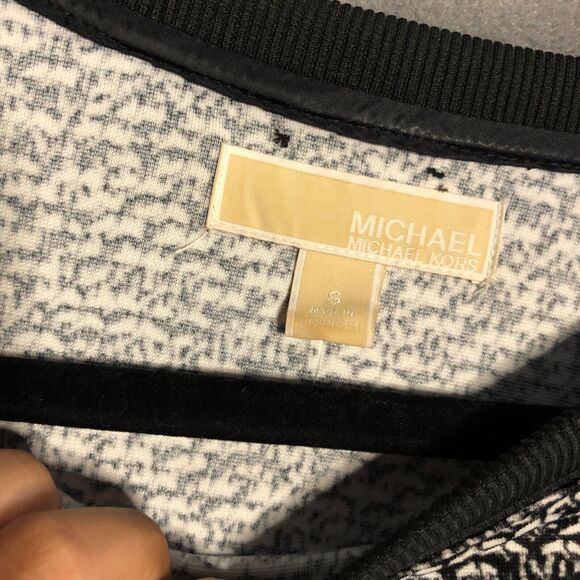 michael kors womens sweater small s black white printed crew neck mk spots s13 - Picture 4 of 13